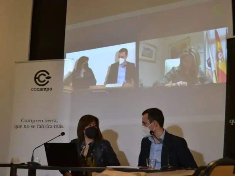 Cocampo presenta el primer informe con la radiografía del suelo rústico en España