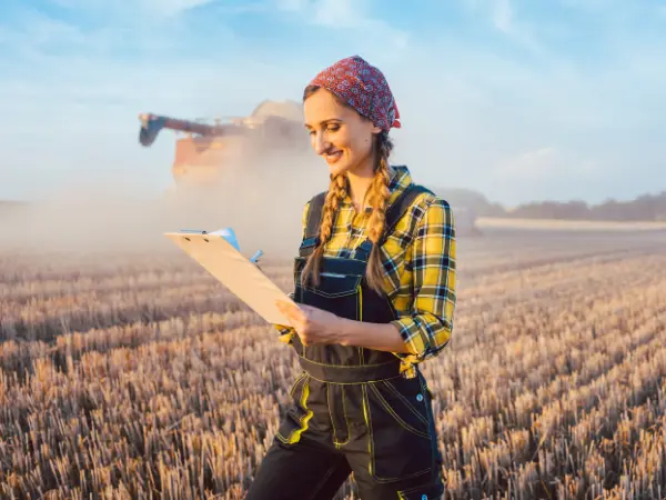 La importancia del emprendimiento de la mujer rural en la revitalización del campo