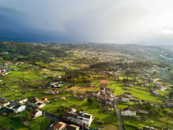Estos son los pueblos que buscan habitantes y dan facilidades por vivir en ellos