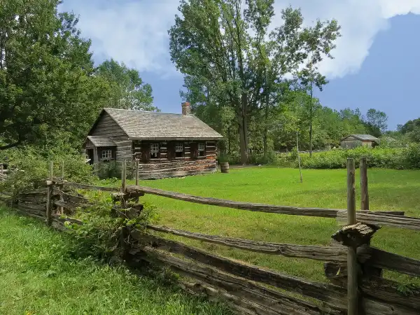 Muro medianero entre parcelas: qué es y qué se puede hacer